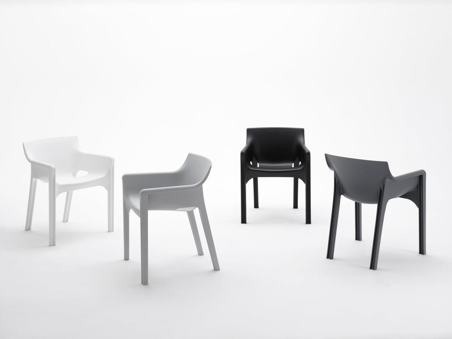 Vico Magistretti - Heller Furniture